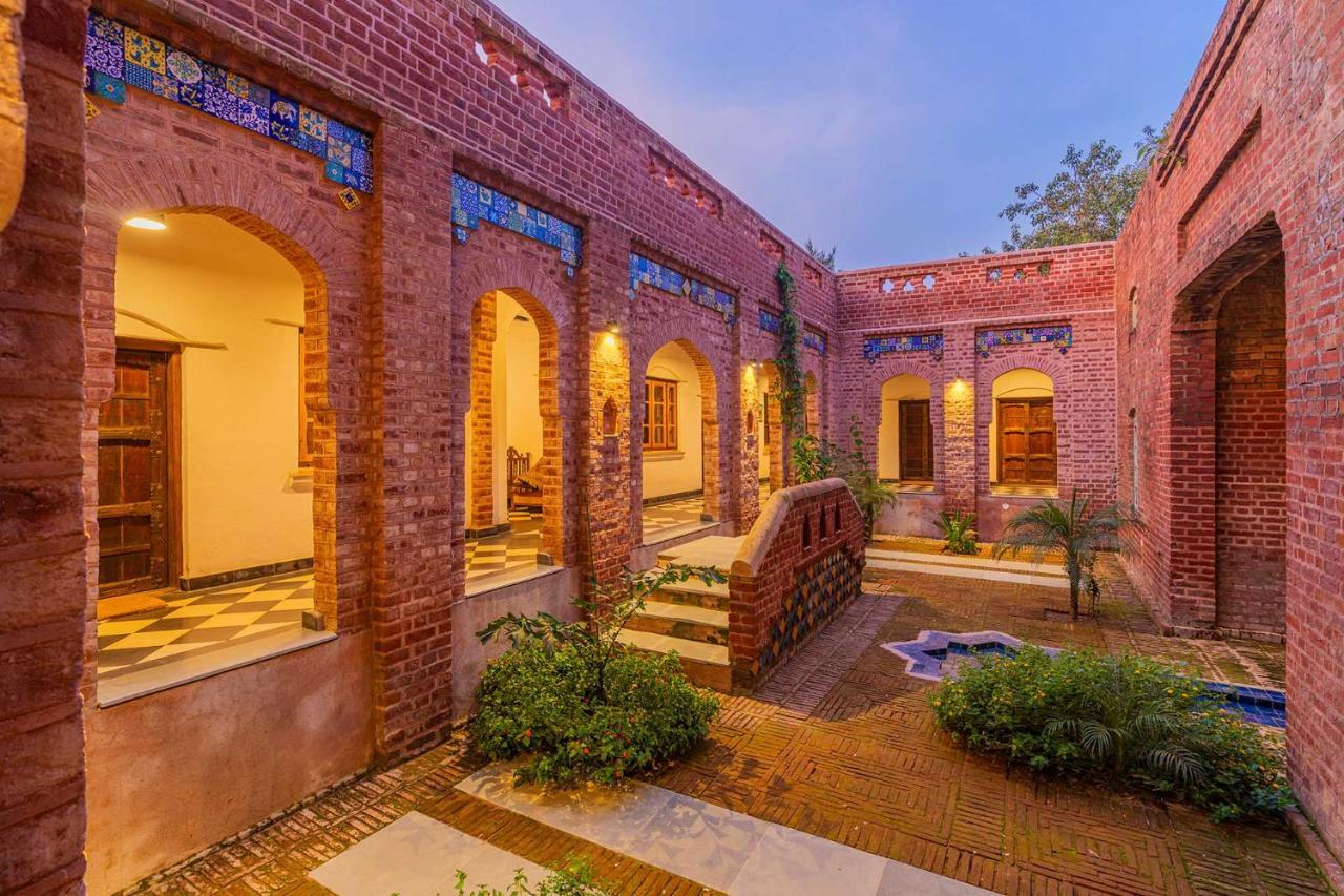 Stayvista'S Peepal Haveli - Rustic Kothi With Terrace, Breathtaking View & Bonfire Narainpur  외부 사진